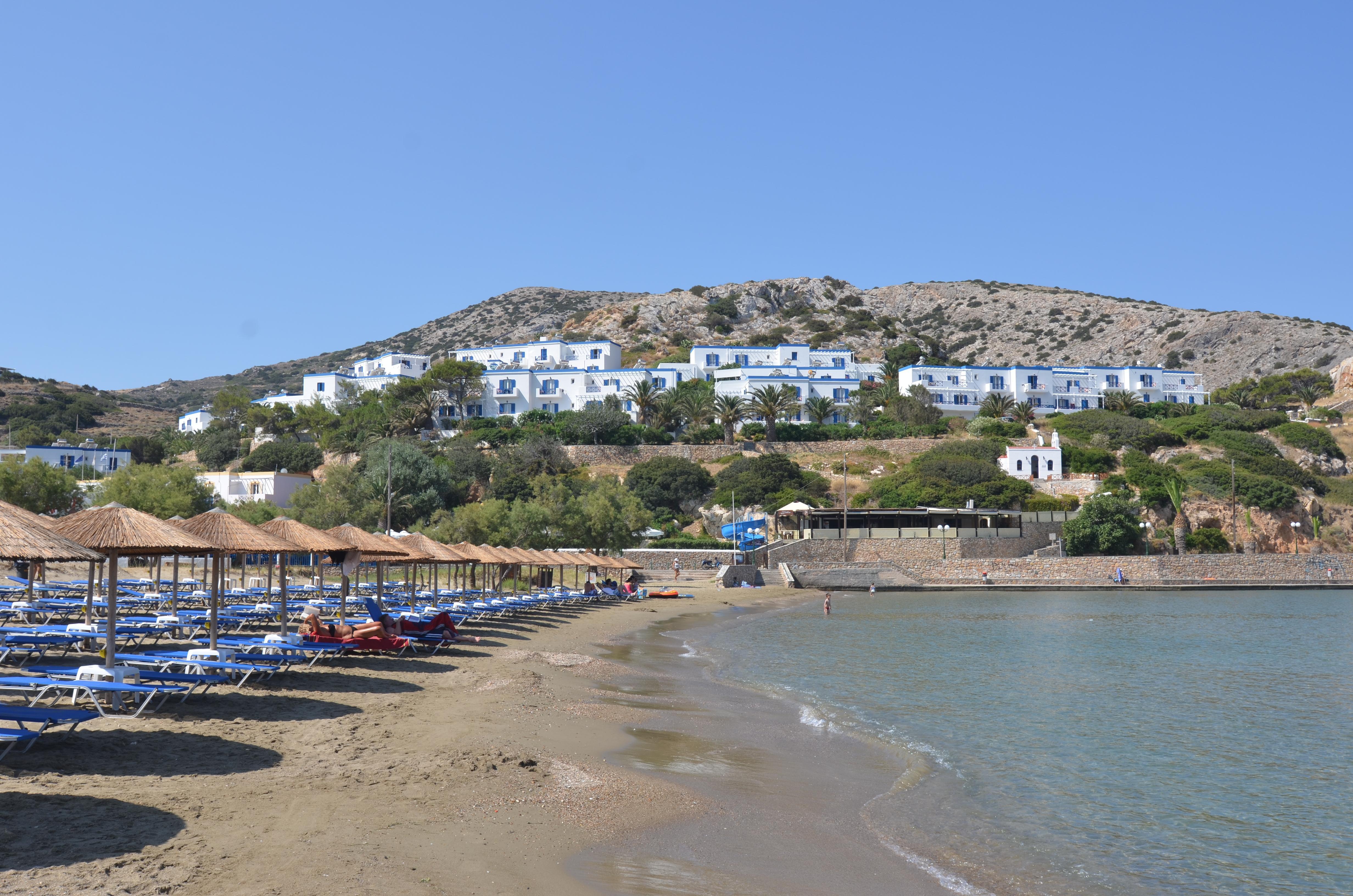 Dolphin Bay Seaside Resort & Suites Galissas Exterior foto