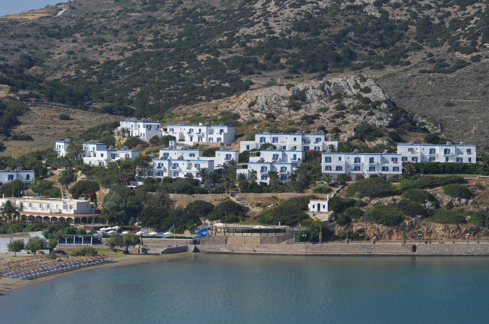 Dolphin Bay Seaside Resort & Suites Galissas Exterior foto